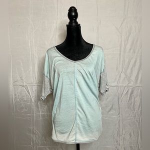 BKE t-shirt with lace back